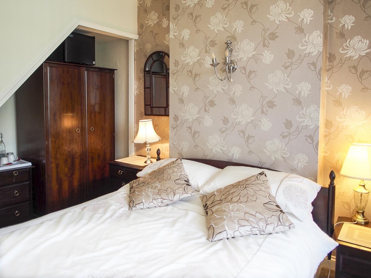 Leaded Light Guest House 솔리헐 외부 사진